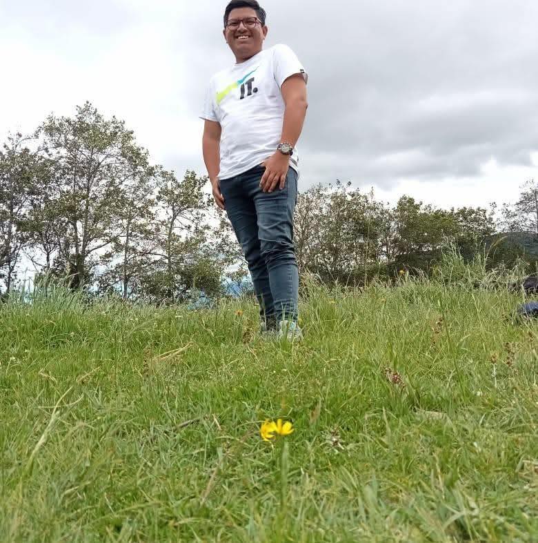Nuestras más sinceras condolencias 💐 a los familiares de quien en vida fue, Emerson Tejeda Mostacero, quien sufrió un fatal accidente esta mañana en el sector de San Felipe, cuando se estaban dirigiendo en moto lineal hacia la Provincia de San Pablo, Cajamarca 🇵🇪 #chiletepe Nuestras más sinceras condolencias 💐 a los familiares de quien en vida fue, Emerson Tejeda Mostacero, quien sufrió un fatal accidente esta mañana en el sector de San Felipe, cuando se estaban dirigiendo en moto lineal hacia la Provincia de San Pablo, Cajamarca 🇵🇪 #chiletepe