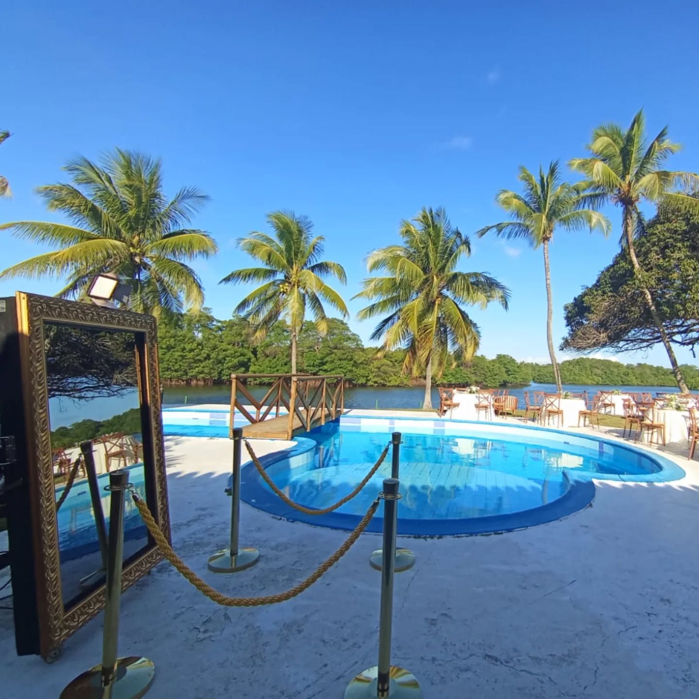 Espelho MágicoSolicite seu orçamentoContato ZAP: (71) 99685-2102Site: Facebook: DigaX Fotocabi....