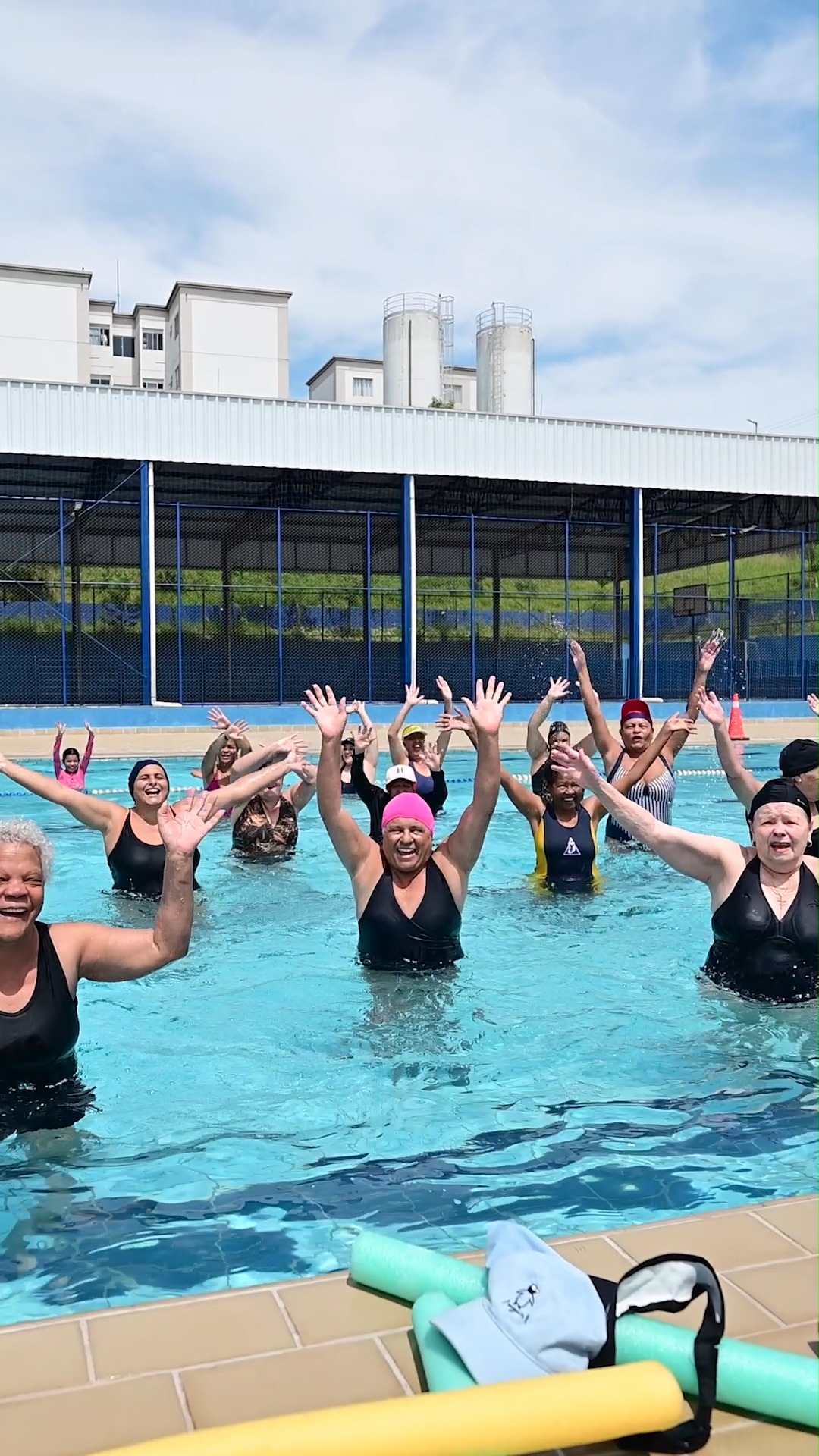 Hoje é segunda e tem boletim novo no ar!
🟠 Histórias inspiradoras, projetos incríveis e as novidades das nossas escolas.
🟠 Dá o play, aproveita e compartilha sua sugestão para a próxima edição — sua voz faz toda a diferença!