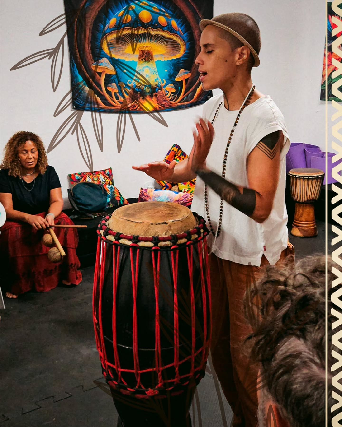 No último sábado algo bonito aconteceu aqui na Chácara Kumbaya.
Pessoas que muitas vezes nunca haviam se visto chegaram, sentaram em círculo…
e começaram a tocar.
No começo, cada um no seu ritmo.
Pouco a pouco, os sons foram se encontrando.
O tambor tem esse poder:
ele organiza o caos, conecta pessoas e desperta algo muito antigo dentro de nós.
Não é sobre saber tocar.
É sobre sentir.
No final, já não era mais um grupo de pessoas…
era um círculo pulsando no mesmo ritmo.
Gratidão a todas e todos que fizeram parte dessa jornada.
Se você sente o chamado para viver algo assim também, acompanhe as próximas vivências.
✨ link na bio
#tambor
#ritmoancestral
#vivenciaconsciente
#autoconhecimento
#chacarakumbaya