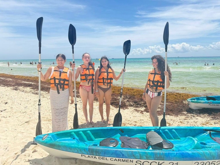 Viaje fin de cursos Graduados Prepa 2026 💙🤩 🎓
#Cancún #Prepa #SomosFélix #Graduados #Viaje