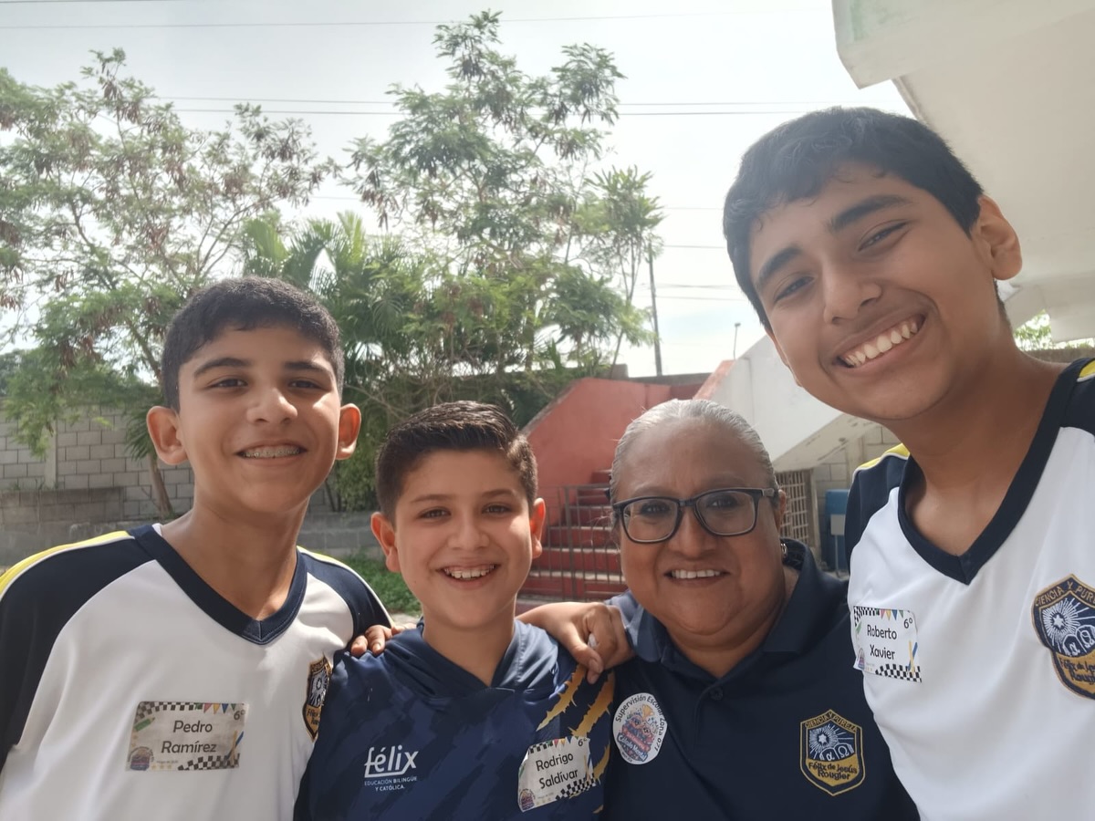 Felicitamos a nuestros alumnos de Primaria que asistieron al Concurso de Cálculo Mental de la Zona Escolar 071🤩👏🏻
El evento se realizó los días 20 y 21 de mayo de 2026, los resultados fueron los siguientes:
1ER GRADO
DANIEL ALONSO HERNÁNDEZ UREÑA – 1er lugar🥇
JOSÉ ALBERTO MELÉNDEZ ESTALA – 2º lugar🥈
ANA VICTORIA ALVARADO JASSO
2DO GRADO
ALAN ERNESTO MÉNDEZ ÁLVAREZ – 1er lugar🥇
JOSÉ FRANCISCO VARGAS GUEVARA - 2º lugar🥈
EMMA FLORES TAPIA
3ER GRADO
ABEL OCTAVIO GONZÁLEZ GONZÁLEZ - 1er lugar🥇
RAFAEL LOYA CEPEDA – 1er lugar🥇
GONZÁLO SEPTIÉN GUEVARA
4TO GRADO
JOSÉ LUIS MARTÍNEZ ESQUIVEL – 1er lugar🥇
ERNESTO JASSO NÁRVAEZ – 1er lugar🥇
NICOLÁS CONTRERAS CARMONA
5TO GRADO
EMILIO NAHUM ÁLVAREZ SALAZAR – 1er lugar🥇
LEONARDO MIGUEL SÁNCHEZ LEÓN – 3er lugar🥉
RUBÉN ADRIÁN CELESTINO SÁNCHEZ
6TO GRADO
ROBERTO XAVIER POLANCO GALVÁN – 1er lugar🥇
RODRIGO SALDÍVAR SALAZAR
PEDRO RAMÍREZ CASTILLO
¡Enhorabuena chicos!🥳 que sigan los éxitos
#Primaria #CalculoMental #Concurso #EducandoEnValores