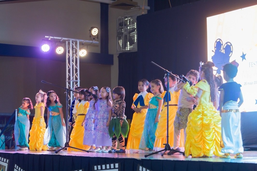 La magia de Disney llegó a nuestro escenario y cada uno de nuestros artistas lució increíble en un festival lleno de alegría, colores y mucho amor a Papá y Mamá🤩💙
Los más pequeñitos nunca dejan de sorprendernos, les compartimos momentos hermosos del festival “Magical Disney” de #Preescolar 2026🥰
#SomosFélix #Festival #EducandoEnValores #ColegioBilingüe