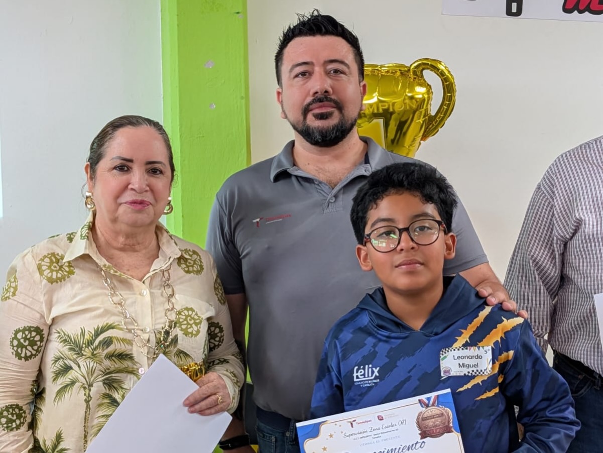 Felicitamos a nuestros alumnos de Primaria que asistieron al Concurso de Cálculo Mental de la Zona Escolar 071🤩👏🏻
El evento se realizó los días 20 y 21 de mayo de 2026, los resultados fueron los siguientes:
1ER GRADO
DANIEL ALONSO HERNÁNDEZ UREÑA – 1er lugar🥇
JOSÉ ALBERTO MELÉNDEZ ESTALA – 2º lugar🥈
ANA VICTORIA ALVARADO JASSO
2DO GRADO
ALAN ERNESTO MÉNDEZ ÁLVAREZ – 1er lugar🥇
JOSÉ FRANCISCO VARGAS GUEVARA - 2º lugar🥈
EMMA FLORES TAPIA
3ER GRADO
ABEL OCTAVIO GONZÁLEZ GONZÁLEZ - 1er lugar🥇
RAFAEL LOYA CEPEDA – 1er lugar🥇
GONZÁLO SEPTIÉN GUEVARA
4TO GRADO
JOSÉ LUIS MARTÍNEZ ESQUIVEL – 1er lugar🥇
ERNESTO JASSO NÁRVAEZ – 1er lugar🥇
NICOLÁS CONTRERAS CARMONA
5TO GRADO
EMILIO NAHUM ÁLVAREZ SALAZAR – 1er lugar🥇
LEONARDO MIGUEL SÁNCHEZ LEÓN – 3er lugar🥉
RUBÉN ADRIÁN CELESTINO SÁNCHEZ
6TO GRADO
ROBERTO XAVIER POLANCO GALVÁN – 1er lugar🥇
RODRIGO SALDÍVAR SALAZAR
PEDRO RAMÍREZ CASTILLO
¡Enhorabuena chicos!🥳 que sigan los éxitos
#Primaria #CalculoMental #Concurso #EducandoEnValores
