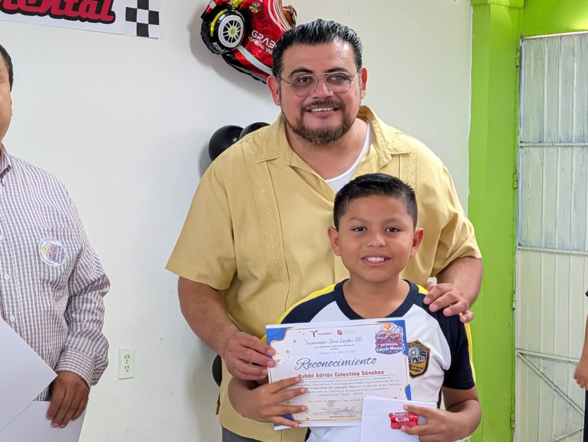 Felicitamos a nuestros alumnos de Primaria que asistieron al Concurso de Cálculo Mental de la Zona Escolar 071🤩👏🏻
El evento se realizó los días 20 y 21 de mayo de 2026, los resultados fueron los siguientes:
1ER GRADO
DANIEL ALONSO HERNÁNDEZ UREÑA – 1er lugar🥇
JOSÉ ALBERTO MELÉNDEZ ESTALA – 2º lugar🥈
ANA VICTORIA ALVARADO JASSO
2DO GRADO
ALAN ERNESTO MÉNDEZ ÁLVAREZ – 1er lugar🥇
JOSÉ FRANCISCO VARGAS GUEVARA - 2º lugar🥈
EMMA FLORES TAPIA
3ER GRADO
ABEL OCTAVIO GONZÁLEZ GONZÁLEZ - 1er lugar🥇
RAFAEL LOYA CEPEDA – 1er lugar🥇
GONZÁLO SEPTIÉN GUEVARA
4TO GRADO
JOSÉ LUIS MARTÍNEZ ESQUIVEL – 1er lugar🥇
ERNESTO JASSO NÁRVAEZ – 1er lugar🥇
NICOLÁS CONTRERAS CARMONA
5TO GRADO
EMILIO NAHUM ÁLVAREZ SALAZAR – 1er lugar🥇
LEONARDO MIGUEL SÁNCHEZ LEÓN – 3er lugar🥉
RUBÉN ADRIÁN CELESTINO SÁNCHEZ
6TO GRADO
ROBERTO XAVIER POLANCO GALVÁN – 1er lugar🥇
RODRIGO SALDÍVAR SALAZAR
PEDRO RAMÍREZ CASTILLO
¡Enhorabuena chicos!🥳 que sigan los éxitos
#Primaria #CalculoMental #Concurso #EducandoEnValores