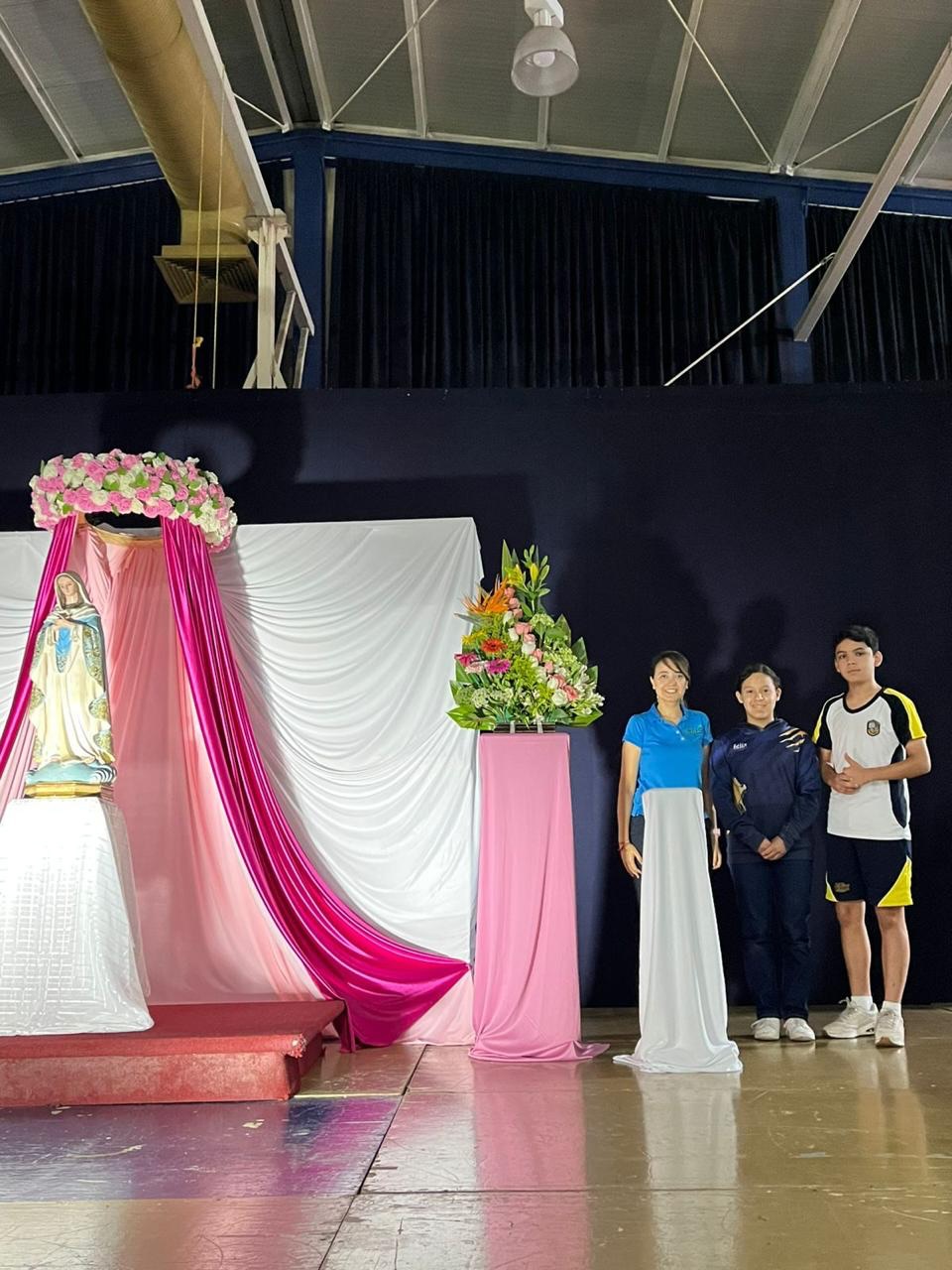 Compartimos momentos de la Coronación de Nuestra Virgen de la Encarnación en las diferentes secciones✨
#ColegioCatólico #CoronaciónDeLaVirgen #SomosFélix