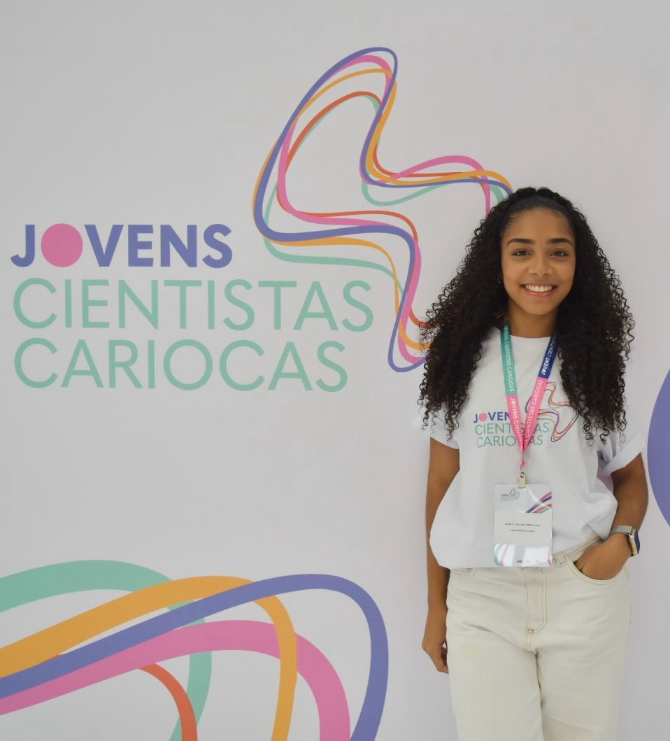 Kamille Costa desenvolve o projeto de pesquisa no LADIGE sobre publicidade de alimentos que foi aprovado no Programa Jovem Cientista Carioca. Parabéns pelo resultado, Kamille! 🎓🔬🧑🔬
O resumo projeto da Kamille já está no site do LADIGE
#Ladige #LadigeUFRJ #NutricaoUFRJ #UFRJ
#EducacaoAlimentar